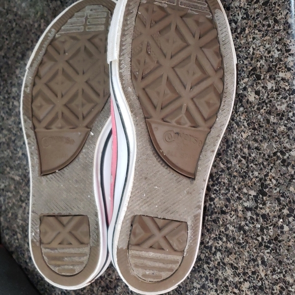 Converse all star women's size 7 pink low top good condition no tears clean - Picture 5 of 5